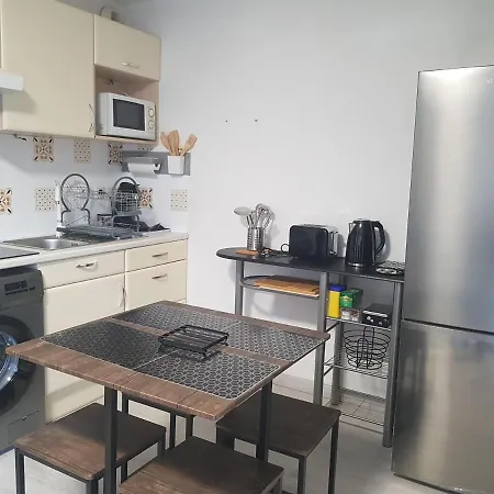 Apartman T2 Avec Balcon Plein Sud *