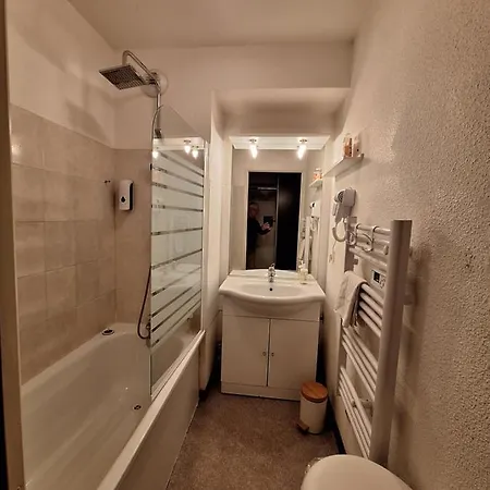 T2 Avec Balcon Plein Sud * Lourdes