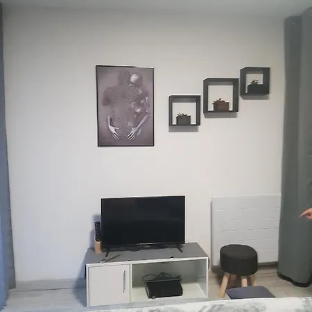 Apartamento T2 Avec Balcon Plein Sud *