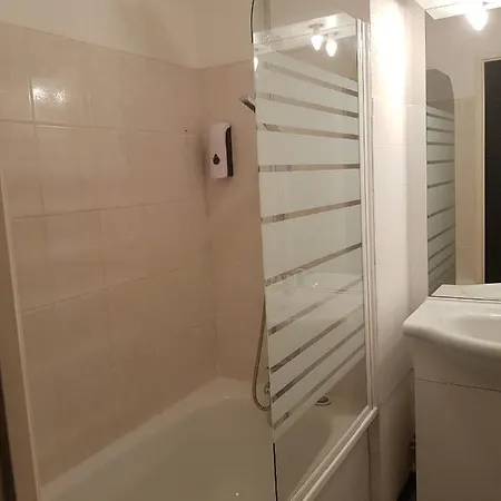 Apartment T2 Avec Balcon Plein Sud